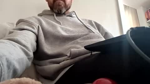 Snapshot of cbgbabc chatting on 02/06/26, 02:31 cbgbabc online show from 02/06/26, 02:31