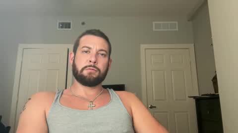 Snapshot of cboyy20 chatting on 11/13/25, 06:01 cboyy20 online show from 11/13/25, 06:01