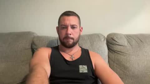 Snapshot of cboyy20 chatting on 11/25/25, 05:35 cboyy20 online show from 11/25/25, 05:35