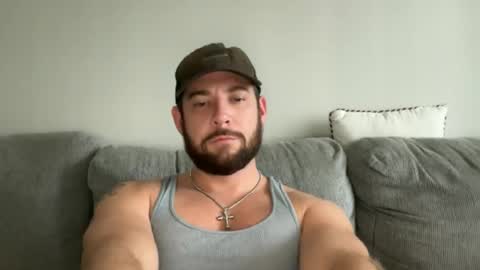 Snapshot of cboyy20 chatting on 12/19/25, 08:05 cboyy20 online show from 12/19/25, 08:05