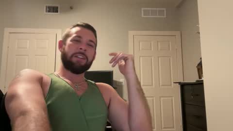 Snapshot of cboyy20 chatting on 12/22/25, 04:09 cboyy20 online show from 12/22/25, 04:09