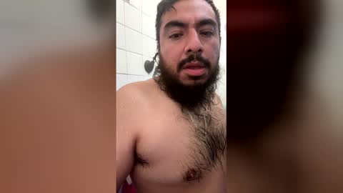 Snapshot of cccruz1987 chatting on 12/16/25, 04:28 cccruz1987 online show from 12/16/25, 04:28