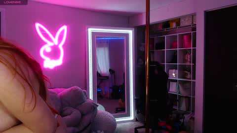 Ccinnamon online show from 01/05/25, 08:52