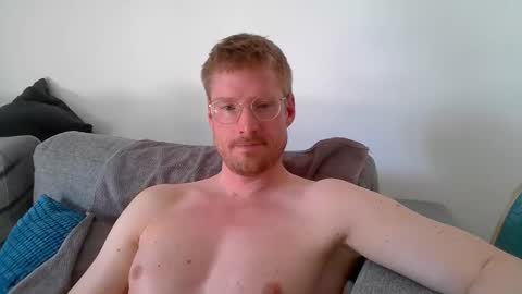Snapshot of ccloser87 chatting on 04/17/26, 03:15 ccloser87 online show from 04/17/26, 03:15