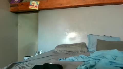 Snapshot of cclovefrench chatting on 09/22/25, 09:22 cclovefrench online show from 09/22/25, 09:22