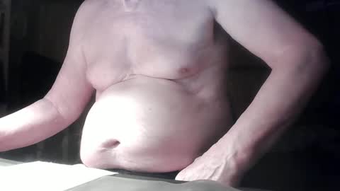 Snapshot of cd_99 chatting on 12/21/24, 09:36 cd_99 online show from 12/21/24, 09:36