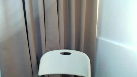 Snapshot of ce_lien chatting on 01/15/26, 07:35 Celine online show from 01/15/26, 07:35