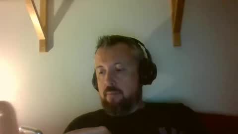 Snapshot of cebcool chatting on 11/02/25, 08:44 Sb online show from 11/02/25, 08:44