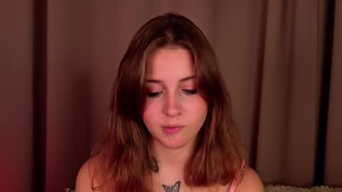 Snapshot of ceceliapidcock chatting on 02/11/26, 07:19 Lina online show from 02/11/26, 07:19