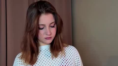 Snapshot of ceceliapidcock chatting on 02/14/26, 07:10 Lina online show from 02/14/26, 07:10