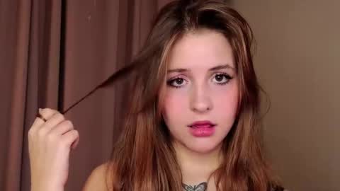 Snapshot of ceceliapidcock chatting on 02/21/26, 07:37 Lina online show from 02/21/26, 07:37