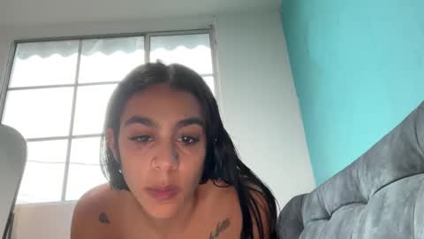 Snapshot of ceci1218 chatting on 10/17/25, 08:11 ceci1218 online show from 10/17/25, 08:11