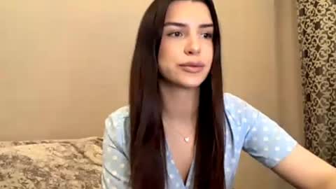 Darina online show from 05/05/26, 04:37