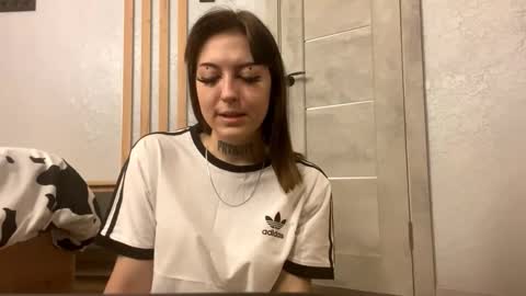 Gloria online show from 02/18/26, 02:13