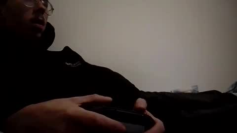 Snapshot of cedrichh0 chatting on 12/31/24, 09:42 cedrichh0 online show from 12/31/24, 09:42