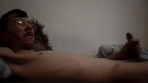 Snapshot of cedrichh0 chatting on 01/17/25, 09:39 cedrichh0 online show from 01/17/25, 09:39