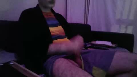 Snapshot of cedricodereims51 chatting on 12/14/25, 05:07 cedricodereims51 online show from 12/14/25, 05:07