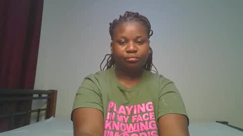 Snapshot of ceepretty25 chatting on 04/22/26, 12:13 ceepretty25 online show from 04/22/26, 12:13