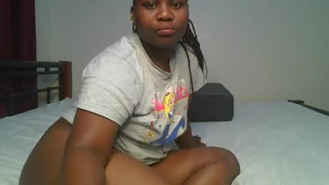 Snapshot of ceepretty25 chatting on 04/24/26, 12:57 ceepretty25 online show from 04/24/26, 12:57