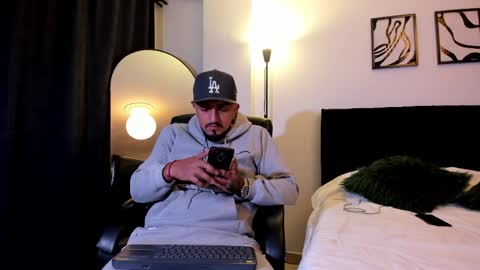 cefiro93 online show from 04/08/26, 12:21