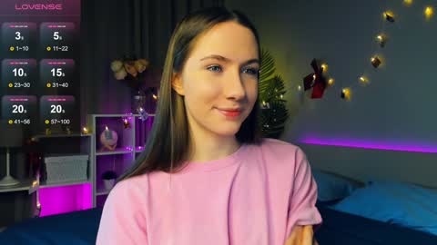 Snapshot of cel1ne_secret chatting on 02/08/25, 07:16 Josie Manesi online show from 02/08/25, 07:16