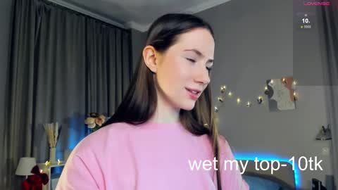 Snapshot of cel1ne_secret chatting on 02/19/25, 11:36 Josie Manesi online show from 02/19/25, 11:36