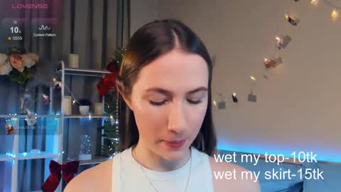 Snapshot of cel1ne_secret chatting on 03/02/25, 10:38 Josie Manesi online show from 03/02/25, 10:38