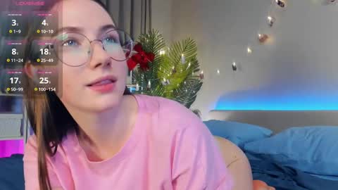 Snapshot of cel1ne_secret chatting on 03/12/25, 10:50 Josie Manesi online show from 03/12/25, 10:50