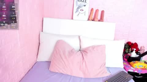 Snapshot of celeeste_rose chatting on 06/25/26, 10:09 CELESTE ROSE online show from 06/25/26, 10:09