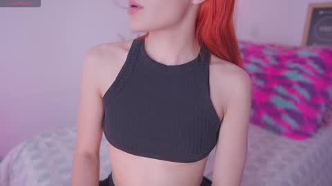 Snapshot of celeste_blazze chatting on 09/25/25, 06:44 Celeste online show from 09/25/25, 06:44
