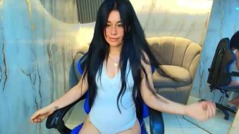 Snapshot of celeste_blue_r chatting on 11/21/25, 08:18 Celeste online show from 11/21/25, 08:18