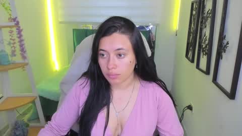 celeste_bonnet1 online show from 12/15/25, 11:25