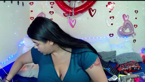 Snapshot of celeste_hotres chatting on 05/18/26, 04:07 celeste_hotres online show from 05/18/26, 04:07