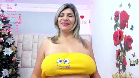 Snapshot of celeste_lincon chatting on 01/07/25, 03:35 Celeste Lincon online show from 01/07/25, 03:35