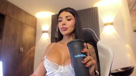 mia  sofiabohorquez INSTAGRAM online show from 06/21/26, 04:09