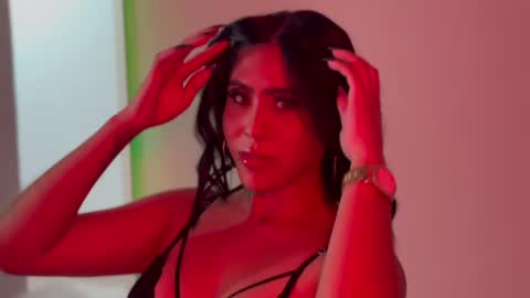 Snapshot of celeste_rouss_ chatting on 01/22/25, 07:57 Sofia Castrillon online show from 01/22/25, 07:57