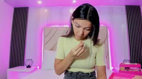 celestebellmont online show from 11/25/25, 12:05