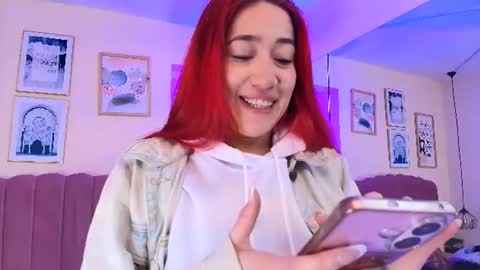 Snapshot of celestee15_ chatting on 06/11/26, 11:19 Celeste online show from 06/11/26, 11:19