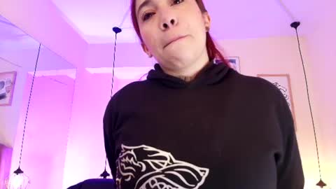 Snapshot of celestee15_ chatting on 07/14/26, 11:16 Celeste online show from 07/14/26, 11:16
