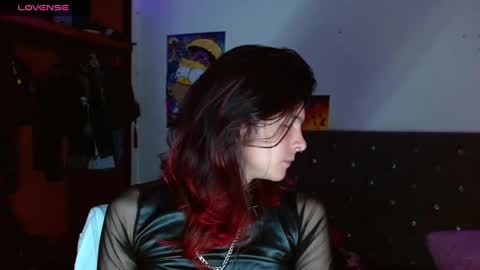 Snapshot of celesteswett chatting on 01/13/25, 02:28 I am Valentinn online show from 01/13/25, 02:28