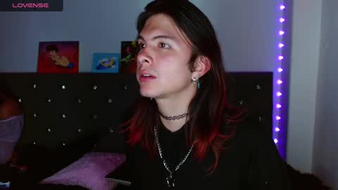 Snapshot of celesteswett chatting on 01/19/25, 03:50 I am Valentinn online show from 01/19/25, 03:50