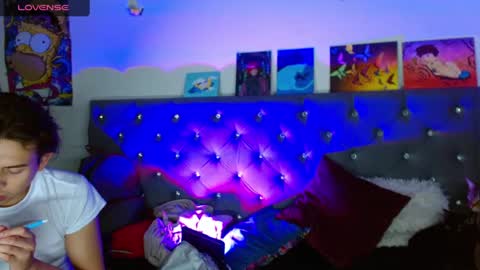 Snapshot of celesteswett chatting on 03/09/25, 02:18 I am Valentinn online show from 03/09/25, 02:18