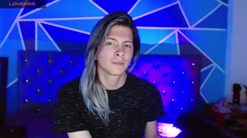 Snapshot of celesteswett chatting on 09/22/25, 09:17 I am Valentinn online show from 09/22/25, 09:17