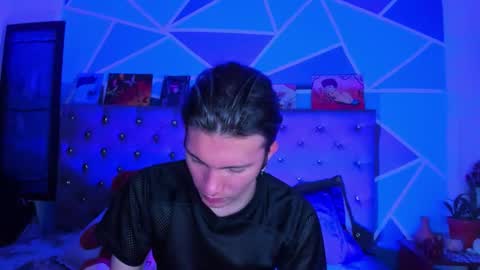 Snapshot of celesteswett chatting on 11/21/25, 12:15 I am Valentinn online show from 11/21/25, 12:15