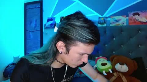 Snapshot of celesteswett chatting on 12/01/25, 05:29 I am Valentinn online show from 12/01/25, 05:29