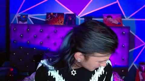 Snapshot of celesteswett chatting on 01/17/26, 03:11 I am Valentinn online show from 01/17/26, 03:11