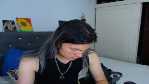 I am Valentinn online show from 04/11/26, 11:53