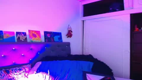 I am Valentinn online show from 04/19/26, 06:10