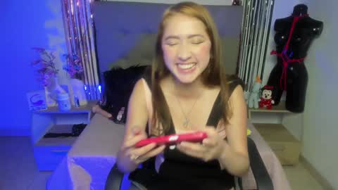 CelestheJones online show from 02/08/25, 06:54