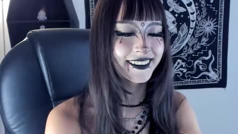 Snapshot of celestical chatting on 10/31/25, 08:32 online show from 10/31/25, 08:32